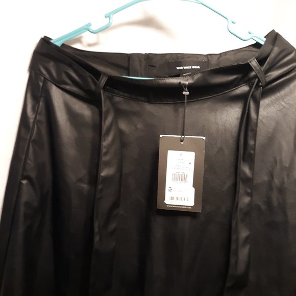 ( Listing# 112) (New) ( Who What Wear ) ( Black Skirt ) - Picture 7 of 11
